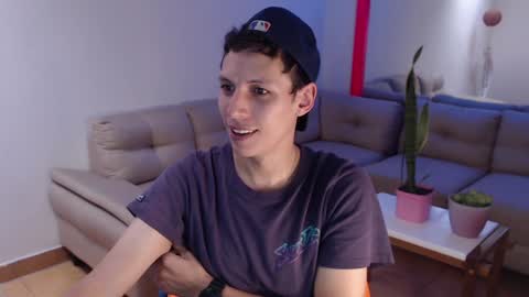 hefesto_69 online show from December 11, 2024, 6:20 pm