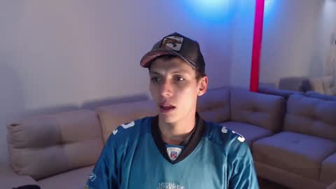 hefesto_69 online show from December 14, 2024, 10:18 pm