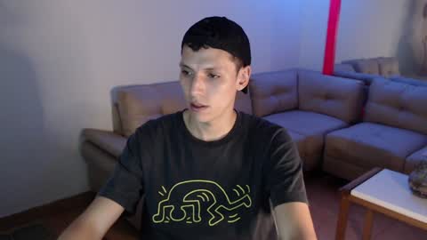 hefesto_69 online show from January 2, 2025, 11:27 pm