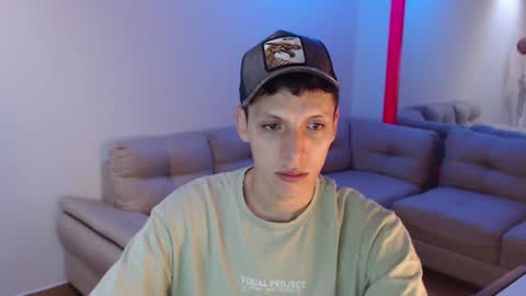 hefesto_69 online show from January 16, 2025, 10:02 pm