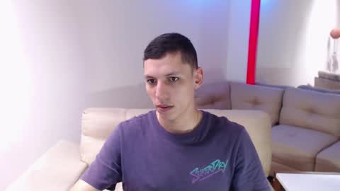 hefesto_69 online show from March 3, 2025, 7:06 pm