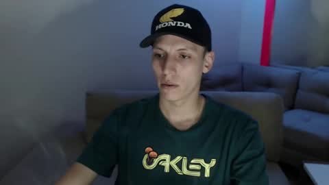 hefesto_69 online show from March 12, 2025, 12:20 am