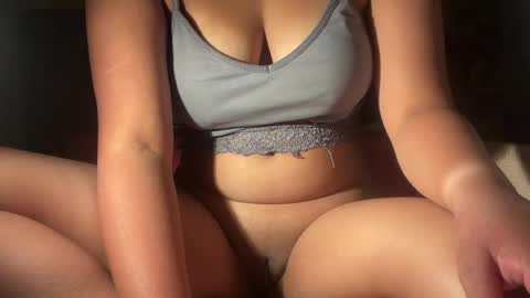 heidirose256 online show from July 27, 2026, 11:01 pm