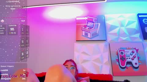   online show from February 5, 2025, 5:53 pm