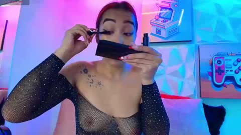   online show from February 10, 2025, 11:25 am