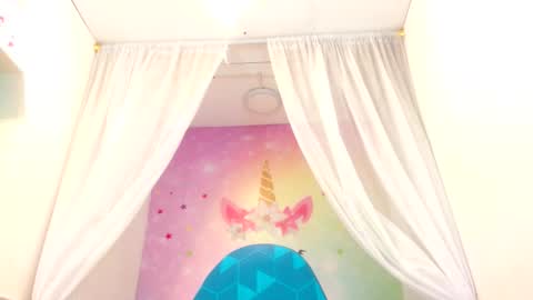 Heidy online show from February 24, 2025, 6:15 pm