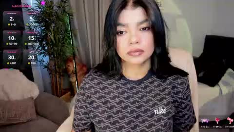 helen_miller online show from July 21, 2026, 10:01 pm