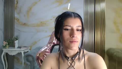 Snapshot of helena1_s chatting on October 6, 2025, 8:06 pm helena1_s online show from October 6, 2025, 8:06 pm