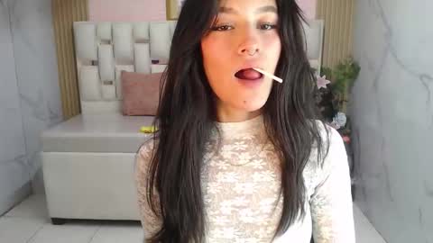 Snapshot of helena1_s chatting on October 17, 2025, 8:44 pm helena1_s online show from October 17, 2025, 8:44 pm