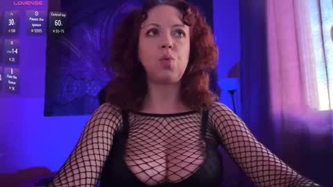 Snapshot of helena__femdom chatting on April 24, 2026, 3:58 pm Helena online show from April 24, 2026, 3:58 pm