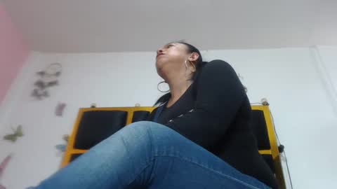 helenahotwet online show from October 10, 2025, 7:02 pm