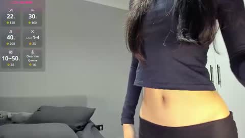 Snapshot of helenblazetrt chatting on July 5, 2026, 2:07 am Hi I am Helen online show from July 5, 2026, 2:07 am