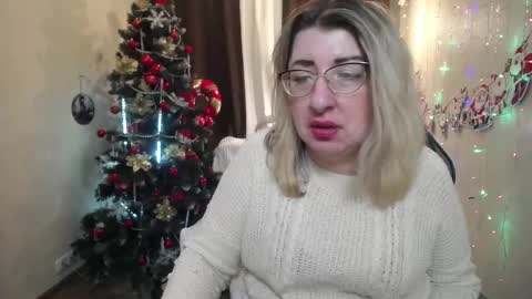 Snapshot of helenenigma chatting on January 6, 2025, 4:36 am helenenigma online show from January 6, 2025, 4:36 am