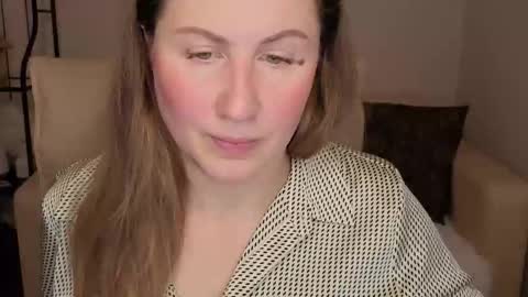 Helen online show from October 16, 2025, 1:28 am