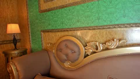 Helen or Hells online show from March 26, 2026, 2:11 pm