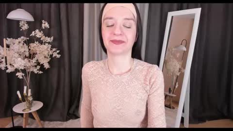 Helen online show from February 24, 2025, 2:19 am