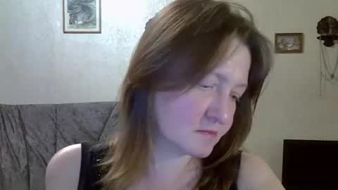helgacharming online show from June 4, 2026, 10:05 pm