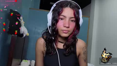 Helia Transfem and Amy online show from October 2, 2025, 4:14 pm