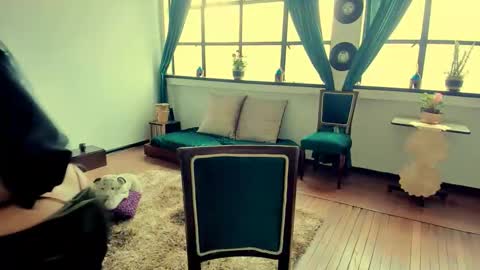 Heliconia online show from March 9, 2026, 4:22 pm