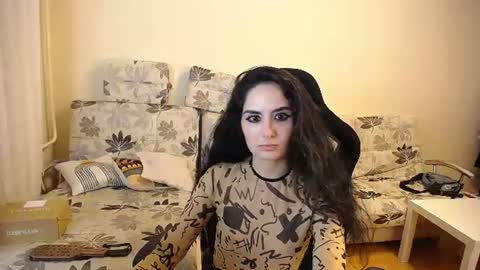 Snapshot of hella_helen chatting on July 16, 2026, 11:11 pm Helen online show from July 16, 2026, 11:11 pm