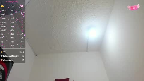 Snapshot of hellen_starx chatting on March 9, 2025, 12:21 am hellen_starx online show from March 9, 2025, 12:21 am