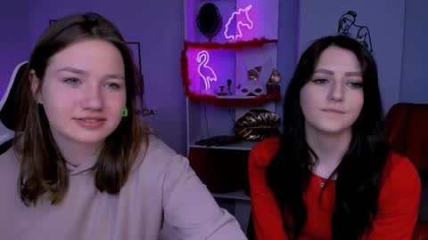 Helli online show from March 5, 2025, 8:21 pm