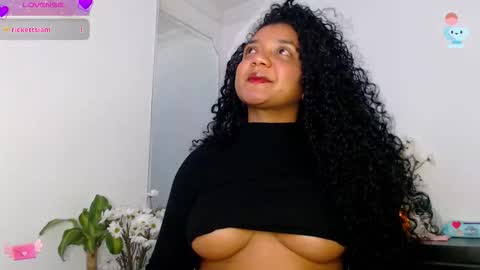 Snapshot of hello_candy chatting on September 15, 2025, 3:50 am Candy online show from September 15, 2025, 3:50 am