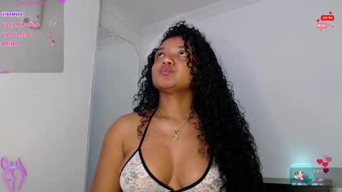 Snapshot of hello_candy chatting on September 29, 2025, 3:55 am Candy online show from September 29, 2025, 3:55 am