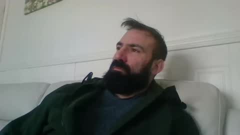 Snapshot of hellobunbunx0 chatting on November 2, 2025, 10:06 am hellobunbunx0 online show from November 2, 2025, 10:06 am