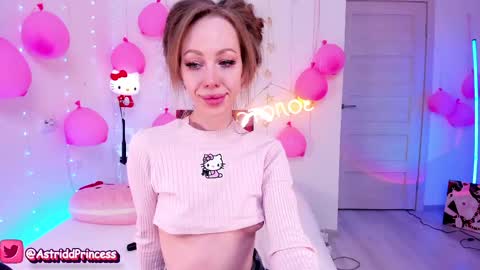 helloiamastrid online show from April 15, 2026, 7:48 am