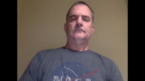 helloitsme969 online show from May 6, 2026, 6:13 pm