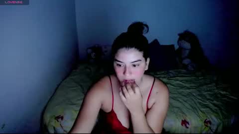Snapshot of helloo_kityy25 chatting on July 19, 2026, 3:43 am helloo_kityy25 online show from July 19, 2026, 3:43 am