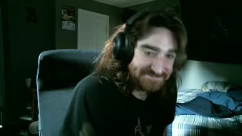 longhairbeardedguy online show from May 19, 2026, 11:38 am