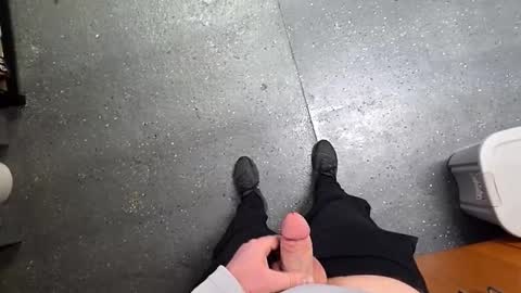 helpmestroke88 online show from November 15, 2025, 6:37 pm