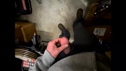 helpmestroke88 online show from April 20, 2026, 11:35 am