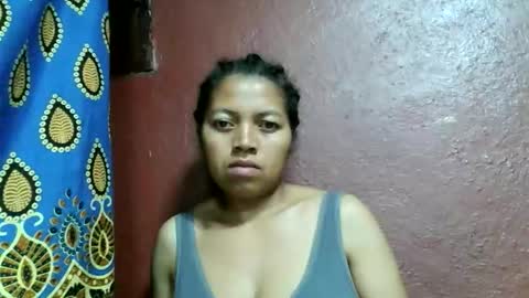 Snapshot of henitsaldy chatting on September 25, 2025, 6:44 pm henitsaldy online show from September 25, 2025, 6:44 pm