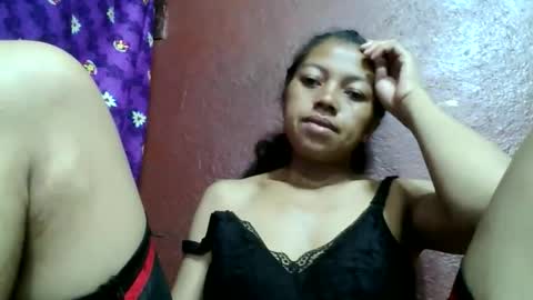 Snapshot of henitsaldy chatting on May 6, 2026, 5:03 am henitsaldy online show from May 6, 2026, 5:03 am