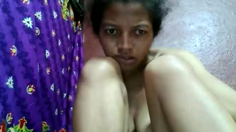 Snapshot of henitsaldy chatting on May 10, 2026, 6:57 pm henitsaldy online show from May 10, 2026, 6:57 pm
