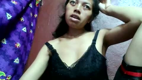 Snapshot of henitsaldy chatting on May 30, 2026, 4:48 pm henitsaldy online show from May 30, 2026, 4:48 pm