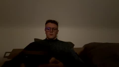 henrietje online show from December 3, 2025, 4:27 pm