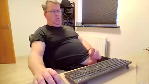 Snapshot of henrikrp1971 chatting on February 1, 2025, 3:07 pm henrikrp1971 online show from February 1, 2025, 3:07 pm