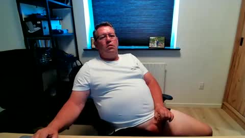 Snapshot of henrikrp1971 chatting on June 29, 2026, 12:27 pm henrikrp1971 online show from June 29, 2026, 12:27 pm