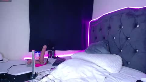 Henry   online show from October 28, 2025, 8:51 am