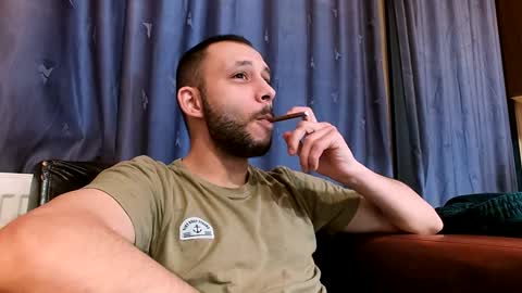 HenryAxe online show from January 1, 2025, 11:38 am