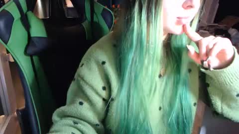 Snapshot of hentaishiing chatting on November 5, 2025, 10:43 pm Hentaishiing online show from November 5, 2025, 10:43 pm