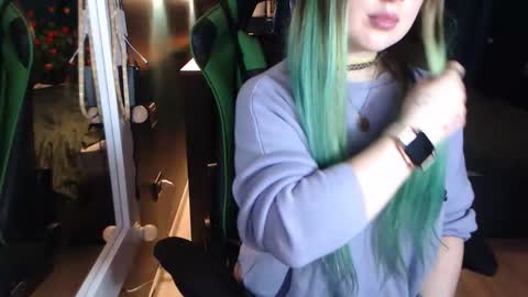 Snapshot of hentaishiing chatting on November 26, 2025, 10:44 pm Hentaishiing online show from November 26, 2025, 10:44 pm