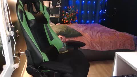 Snapshot of hentaishiing chatting on December 19, 2025, 8:05 pm Hentaishiing online show from December 19, 2025, 8:05 pm