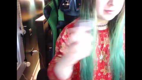 Snapshot of hentaishiing chatting on January 8, 2026, 2:41 pm Hentaishiing online show from January 8, 2026, 2:41 pm