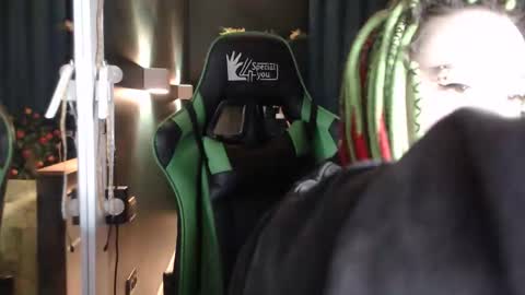 Snapshot of hentaishiing chatting on April 2, 2026, 4:48 pm Hentaishiing online show from April 2, 2026, 4:48 pm