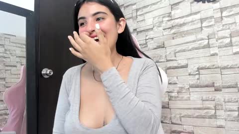 hera_elis online show from December 31, 2024, 1:47 am